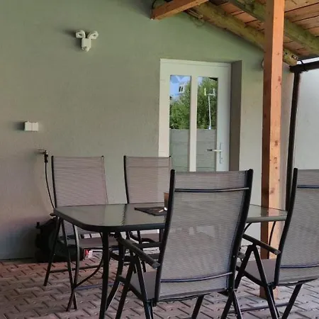 Apartman Oto 1 Apartman Oto 2 Upska 490, Appartement *
