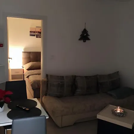 Apartman Oto 1 Apartman Oto 2 Upska 490, Appartement *