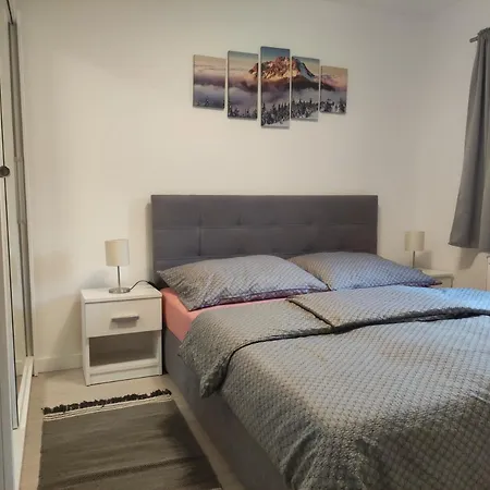 Apartman Oto 1 Apartman Oto 2 Upska 490,